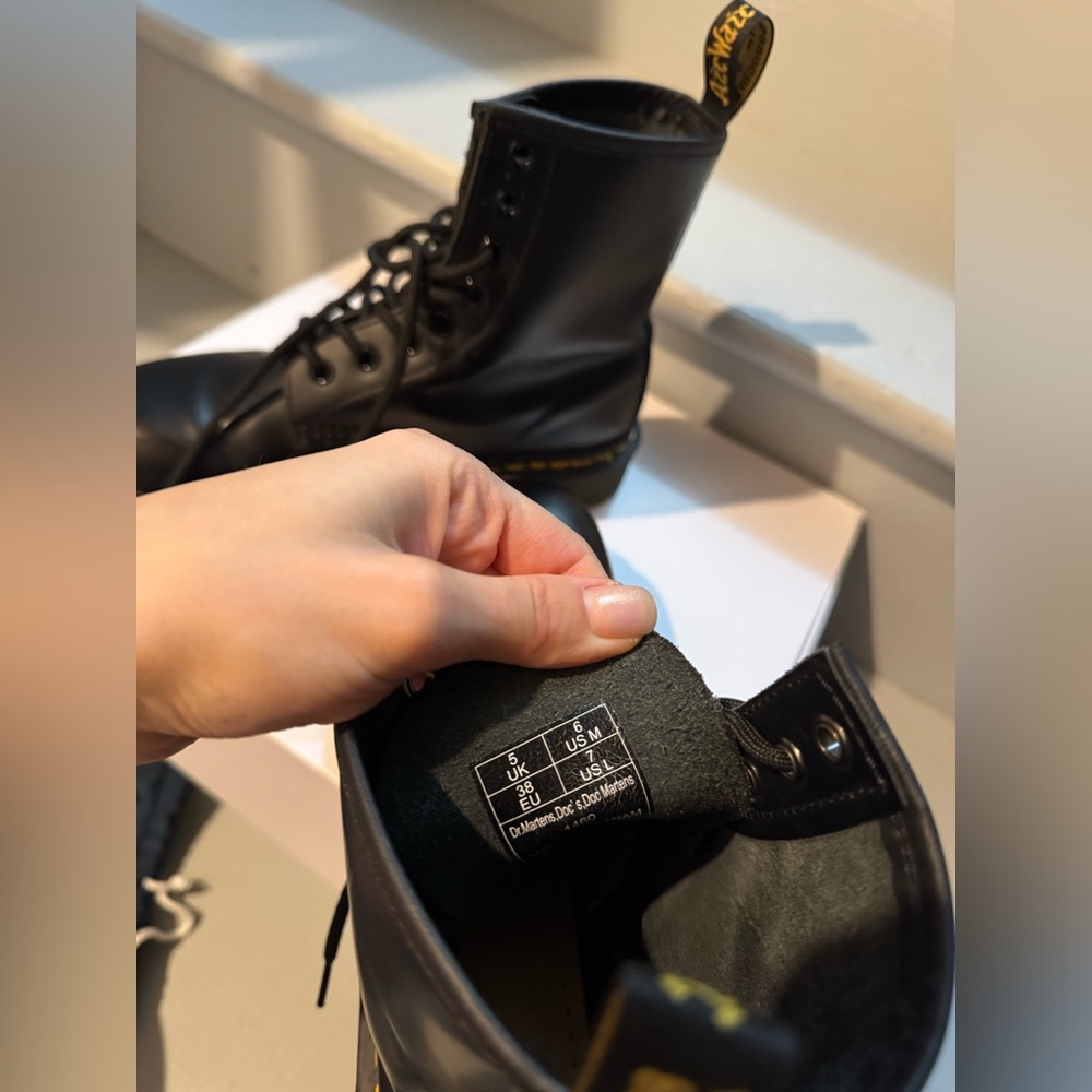 Dr. Martens 1460 M6 / W7 - Picture 7 of 8
